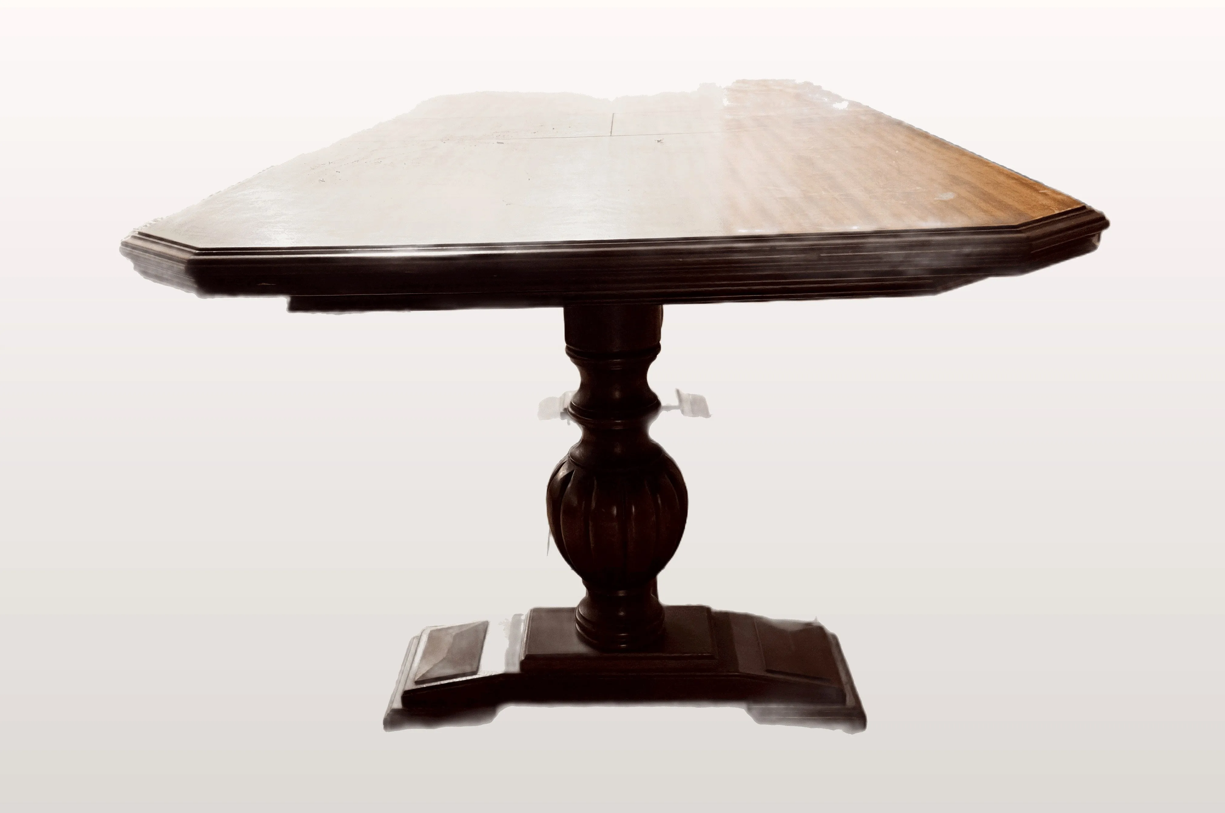 Mesa de comedor extensible — estilo español