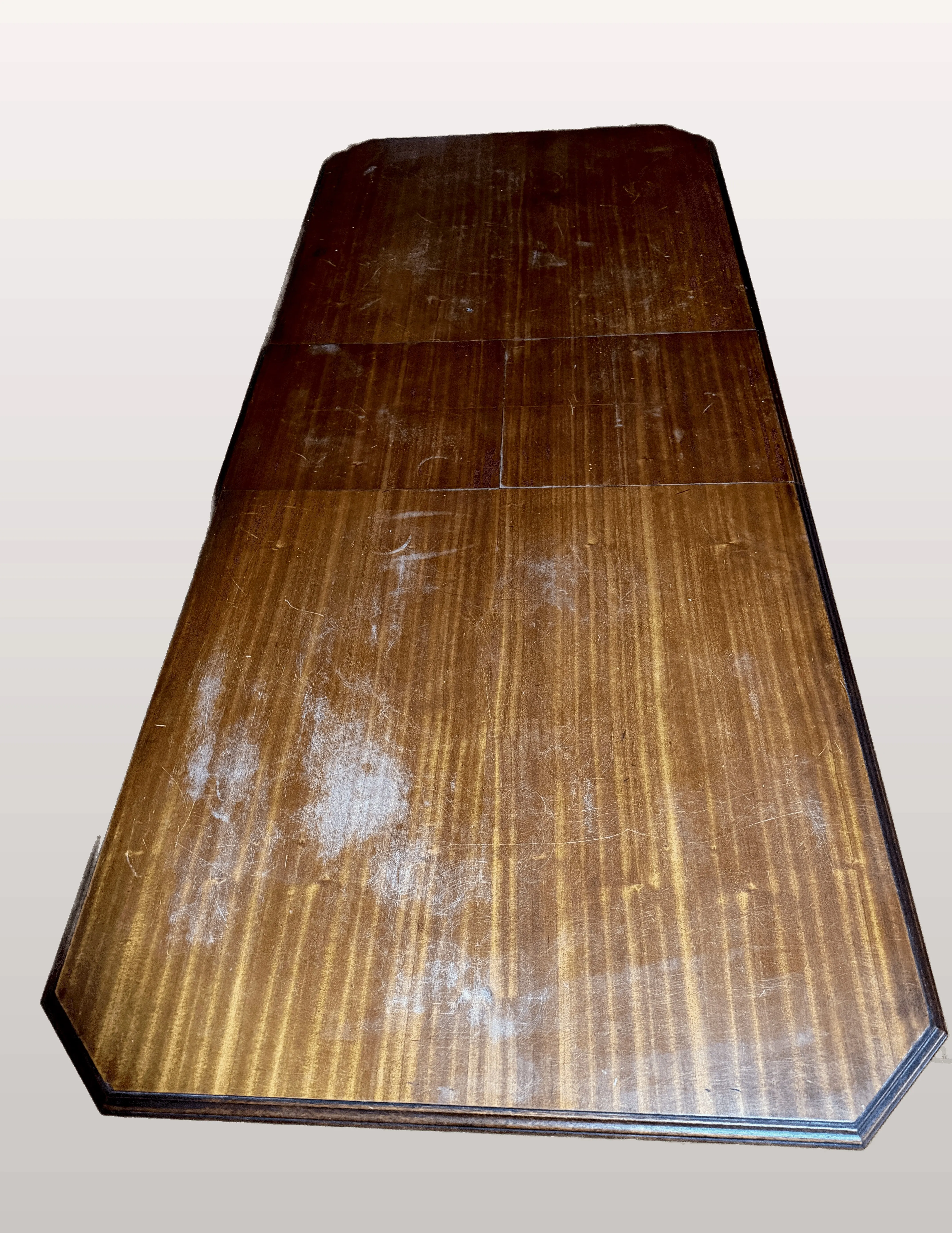 Mesa de comedor extensible — estilo español
